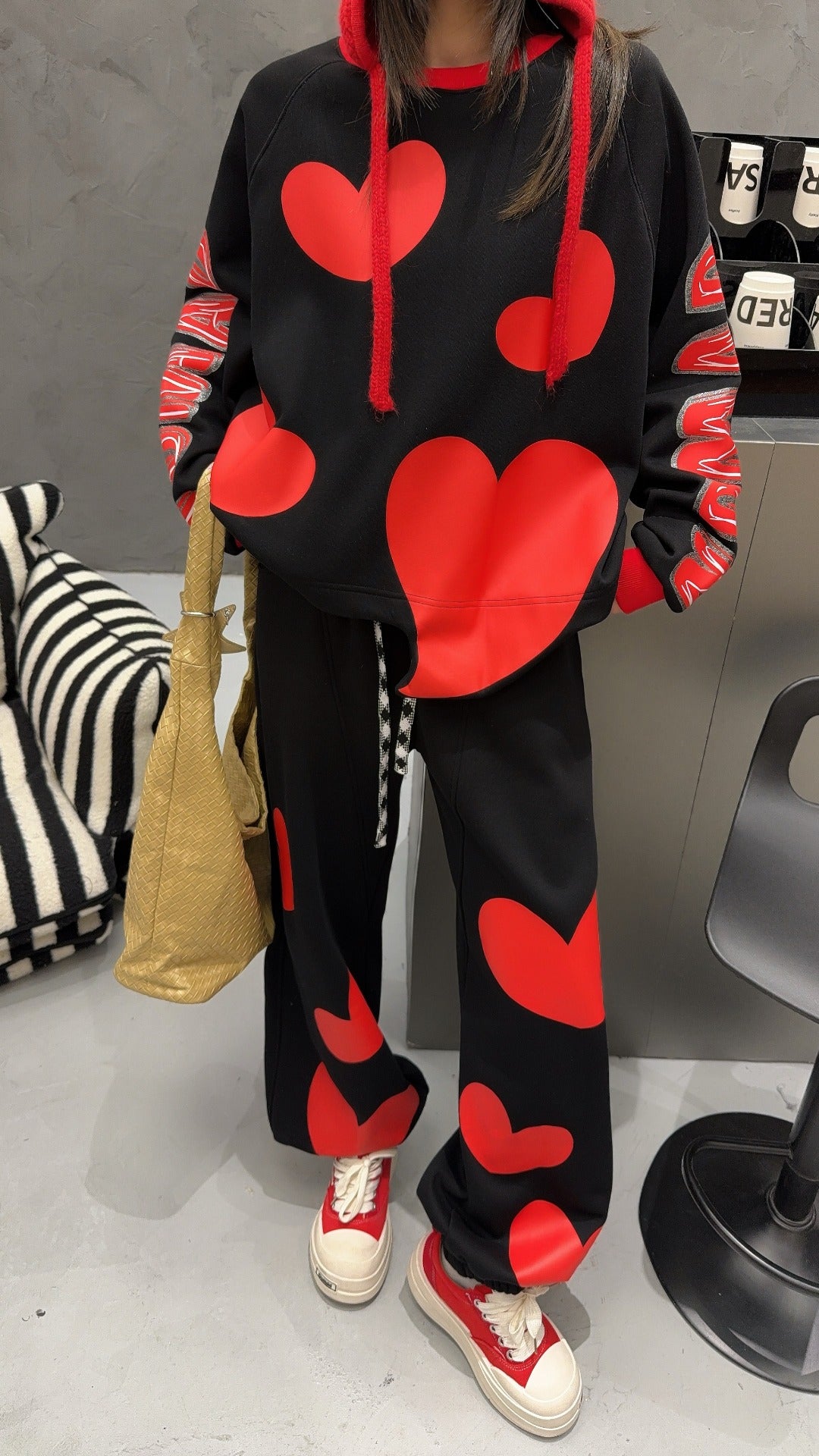 🄶🅁🄾🅄🄽🄳♾🅉🄴🅁🄾25-26SS♾無性別穿搭OverSize美式新款滿版油漆心心圓領長袖運動4色套裝(加厚加絨)🔥