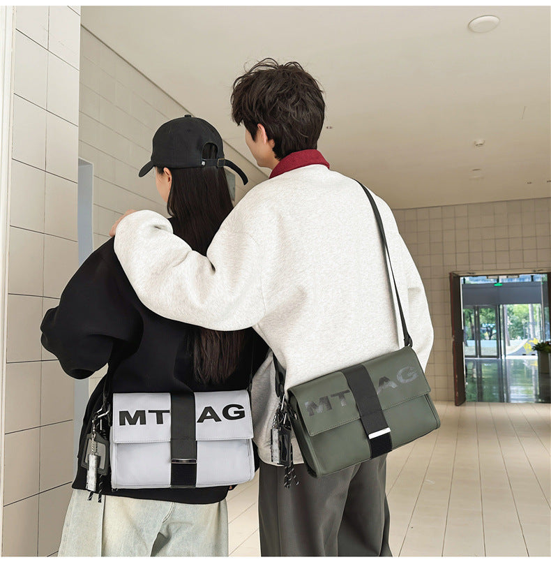 ✥𝔾𝕣𝕠𝕦𝕟𝕕ℤ𝕖𝕣𝕠®✥Deluxe/精選包包系列-美式休閒多功能斜跨單肩防潑水通勤郵差包