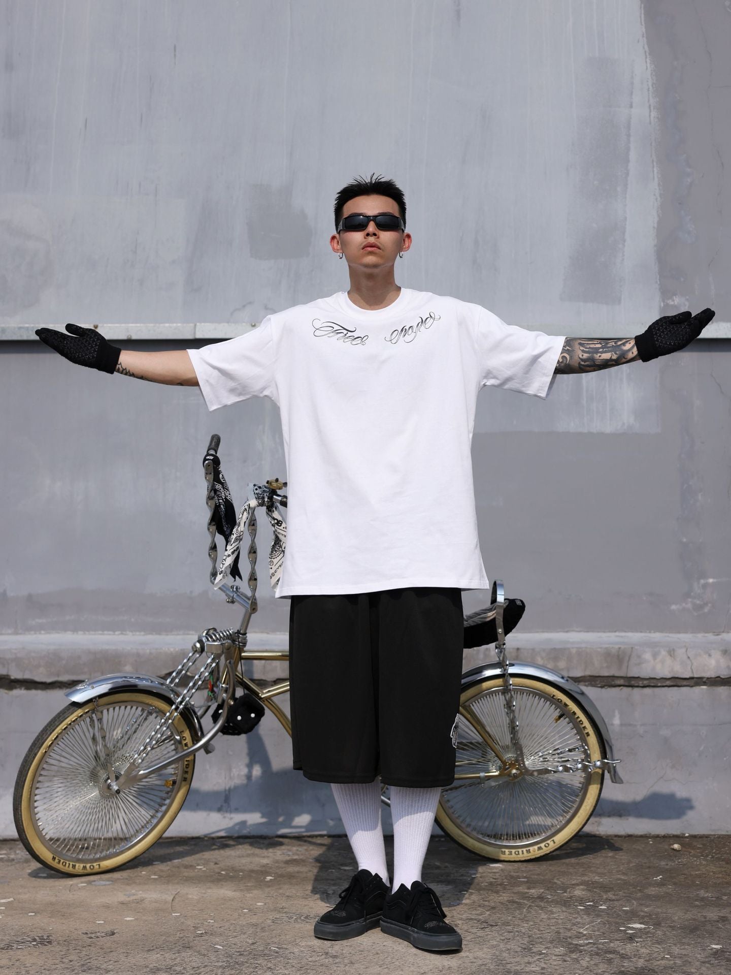 𝔾𝕣𝕠𝕦𝕟𝕕ℤ𝕖𝕣𝕠🎭♠墨西哥♠匪幫⚂2024⚅美式嘻哈寬鬆上衣胸前草寫字體短袖T-SHIRT