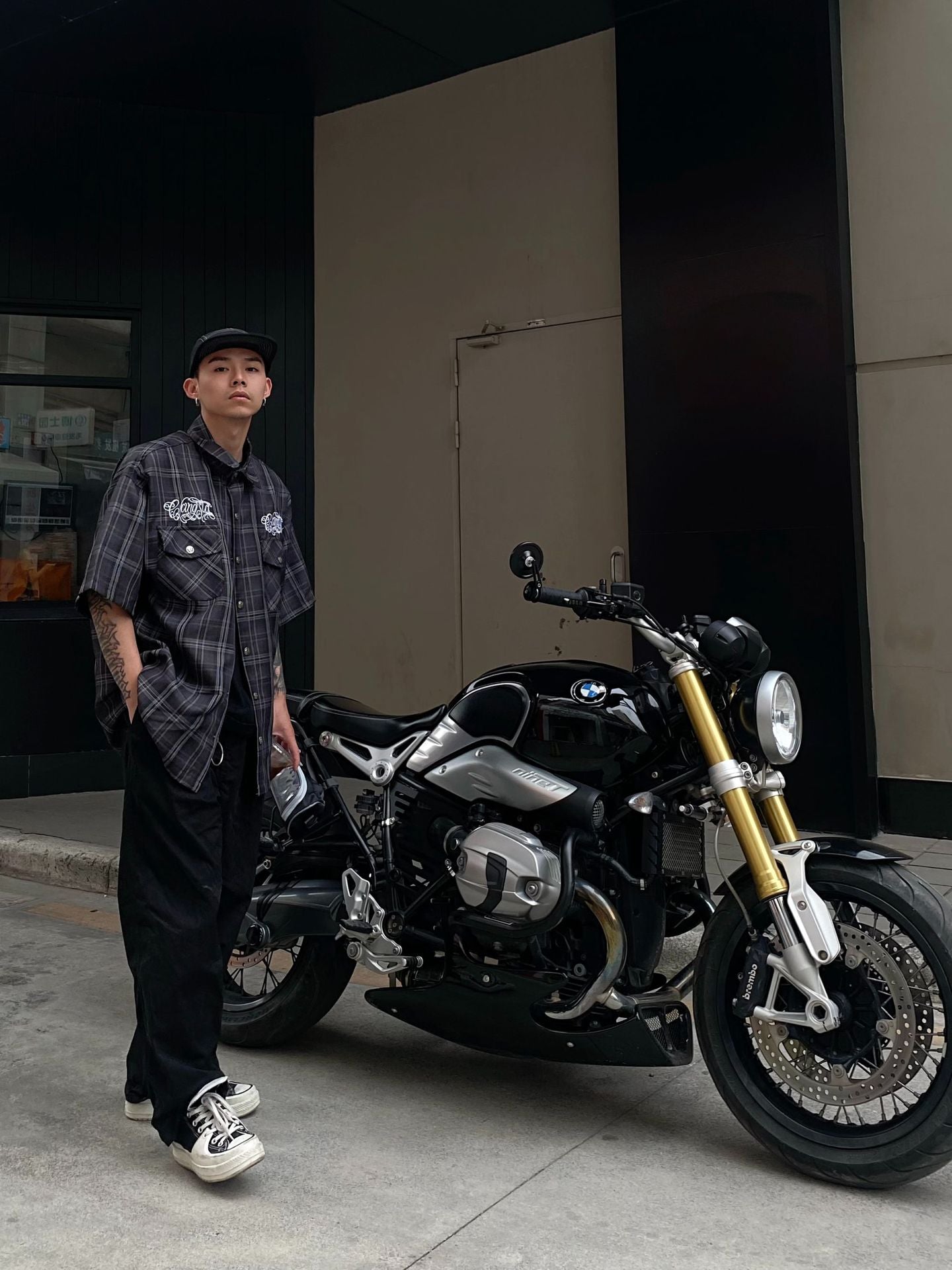 𝔾𝕣𝕠𝕦𝕟𝕕ℤ𝕖𝕣𝕠🎭♠墨西哥♠匪幫⚂2024⚅美式嘻哈寬鬆上衣雙口袋電繡格紋短袖襯衫