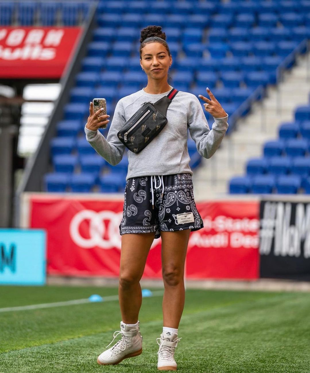 G.Z 邁阿密南岸✥𝔾𝕣𝕠𝕦𝕟𝕕ℤ𝕖𝕣𝕠®✥2023南裝大佬/美式休閒小蝴蝶變形蟲腰果花四分短褲球褲