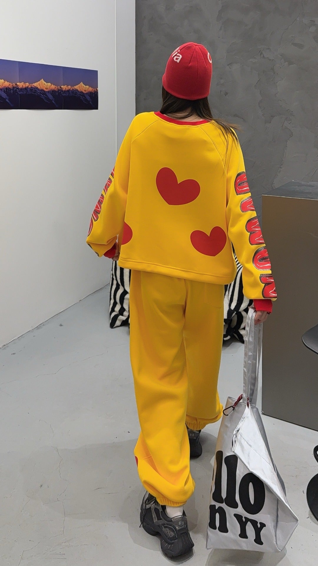 🄶🅁🄾🅄🄽🄳♾🅉🄴🅁🄾25-26SS♾無性別穿搭OverSize美式新款滿版油漆心心圓領長袖運動4色套裝(加厚加絨)🔥