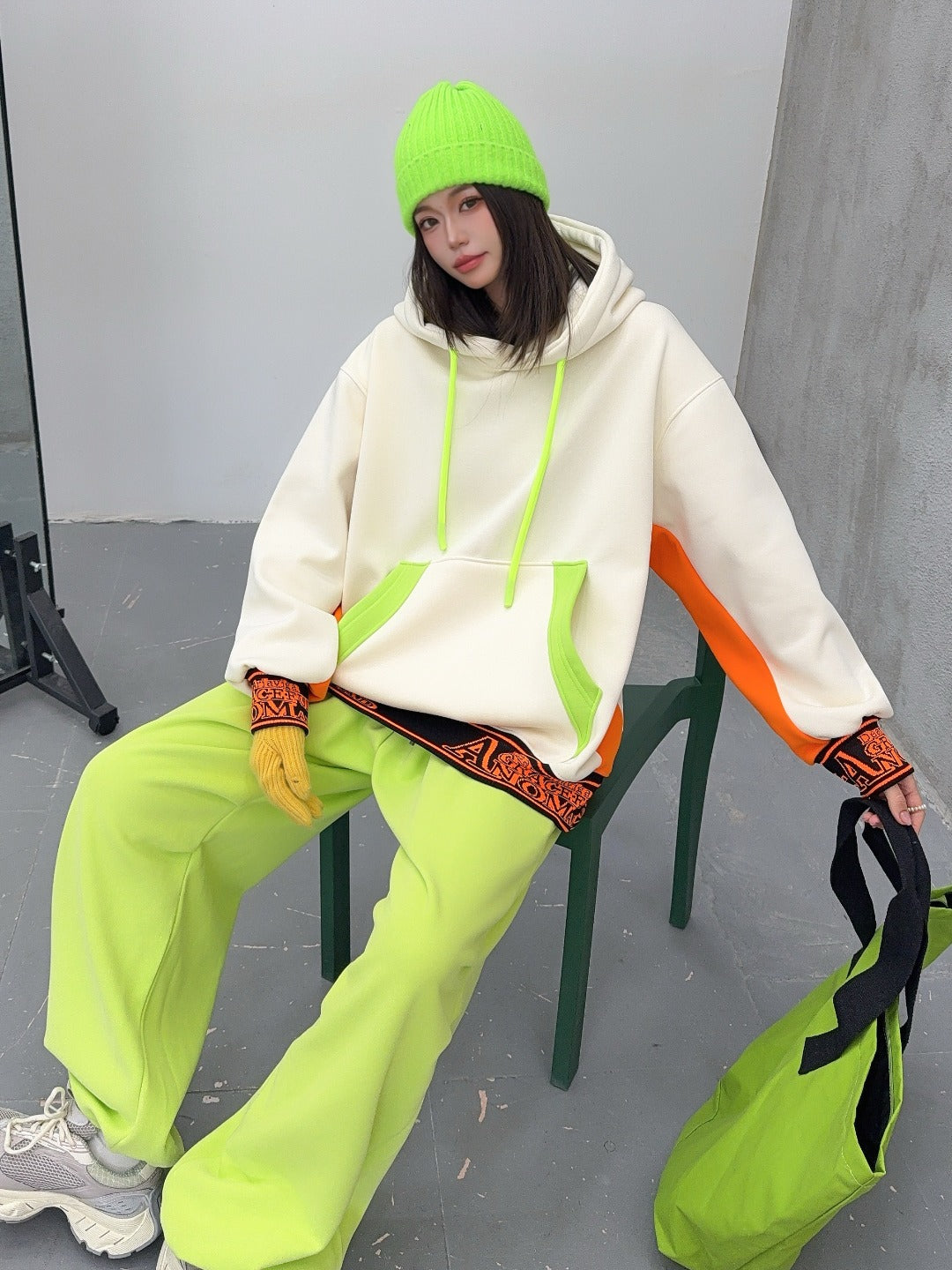 🄶🅁🄾🅄🄽🄳♾🅉🄴🅁🄾25-26SS♾無性別穿搭OverSize美式新款反差線條字母連帽長袖T-SHIRT(加厚加絨)🔥