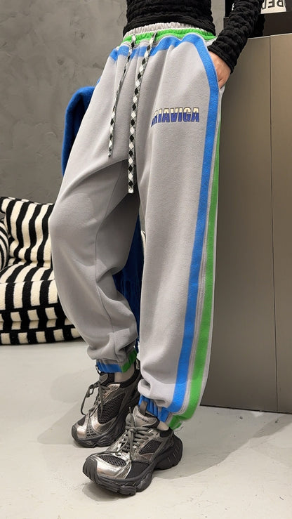 🄶🅁🄾🅄🄽🄳♾🅉🄴🅁🄾25-26SS♾無性別穿搭OverSize美式新款直條紋束口休閒長褲(現貨優惠)