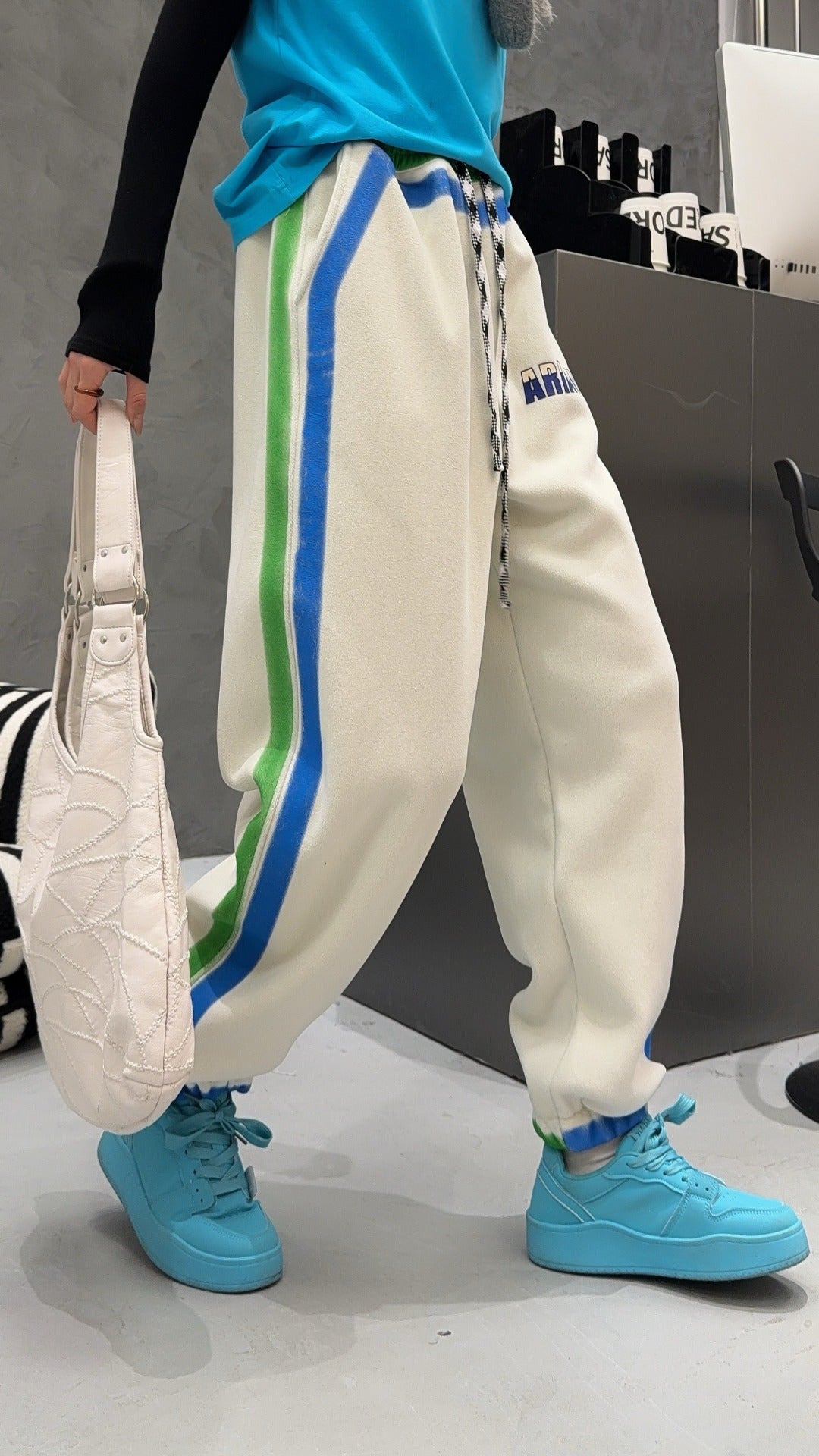 🄶🅁🄾🅄🄽🄳♾🅉🄴🅁🄾25-26SS♾無性別穿搭OverSize美式新款直條紋束口休閒長褲(現貨優惠)