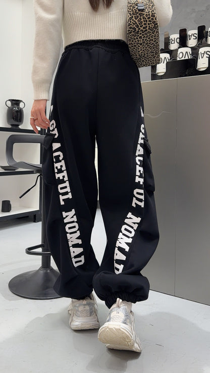 🄶🅁🄾🅄🄽🄳♾🅉🄴🅁🄾25-26SS♾無性別穿搭OverSize美式新款口袋字母彎刀束口長褲